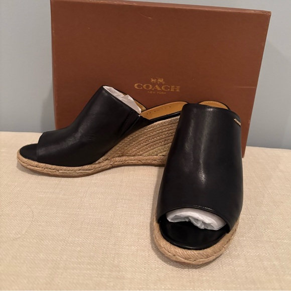 Coach Gayle Wedge Sandal 9 - Picture 1 of 8